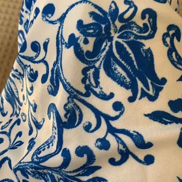 Misguided Blue White Flare Mini Skater Skirt Sz 4 - Picture 8 of 8